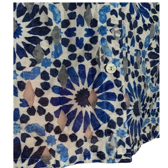 Ruby Rd. Women's Blouse Size 10 Button Down Floral Abstract Button Down Shirt - Picture 3 of 6